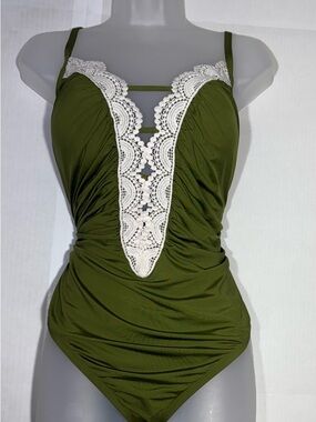 NWT Time Tru Khaki Green And Cream Boho Style One Piece Swimsuit Size Xl (16-18)